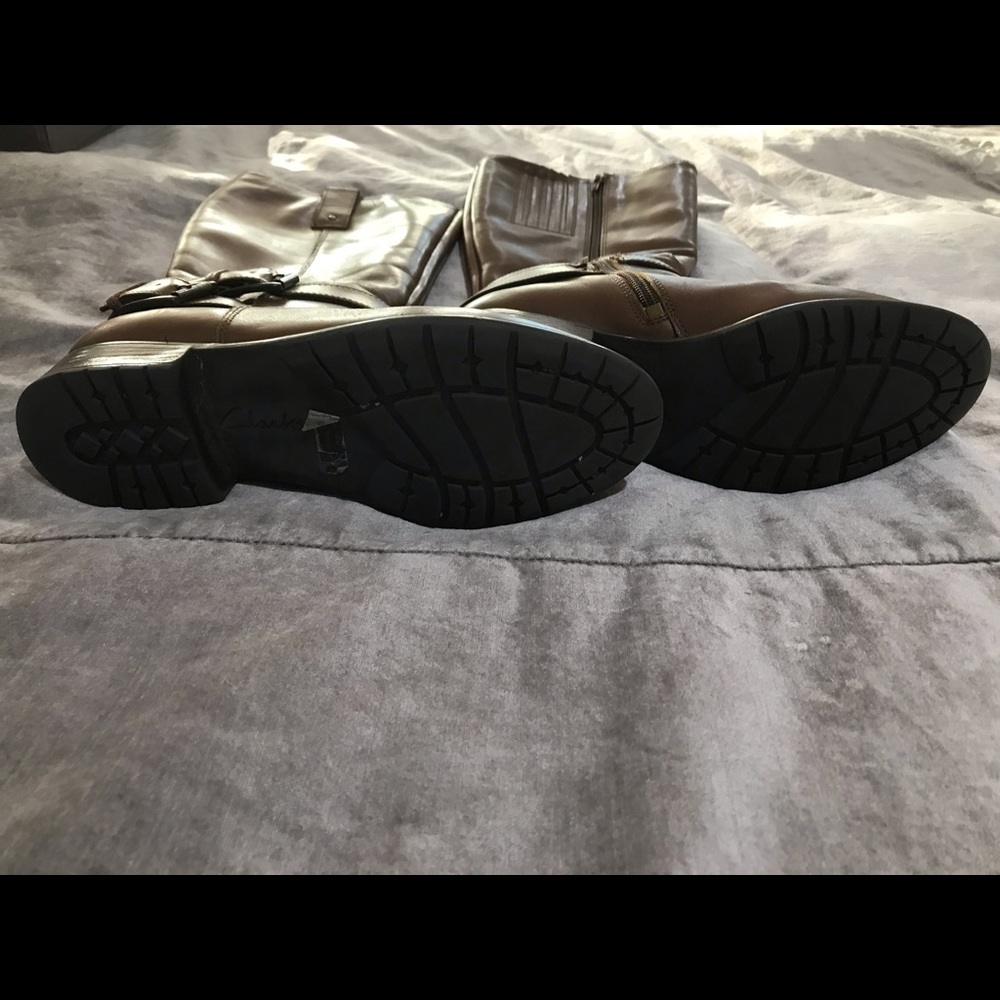 Clark’s Brown Leather Boots - Picture 3 of 5
